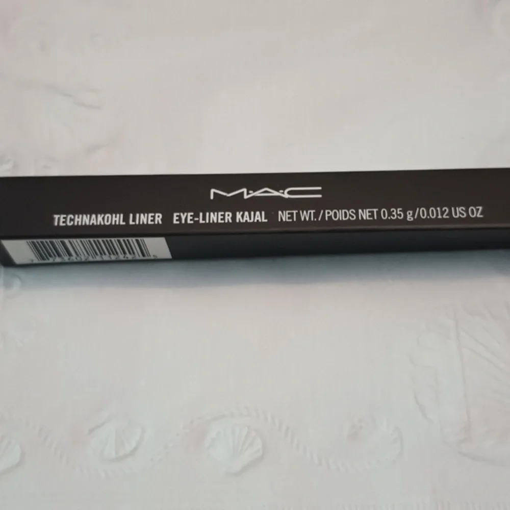 MAC Technakohl Eye-liner Kajal Auto-De-Blu (USED)